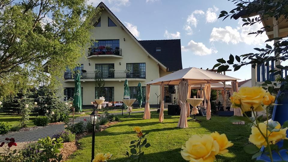Villa Westfalia Guest House Tîrgu Secuiesc Eksteriør billede