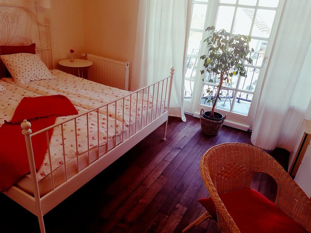 Villa Westfalia Guest House Tîrgu Secuiesc Eksteriør billede